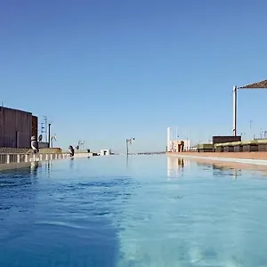 Orangine 4*, L'Hospitalet de Llobregat Španělsko